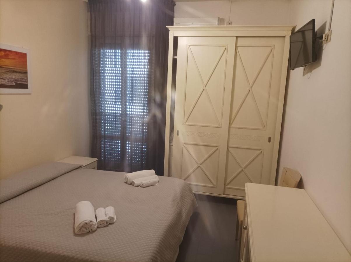 ريميني Hotel Amica المظهر الخارجي الصورة